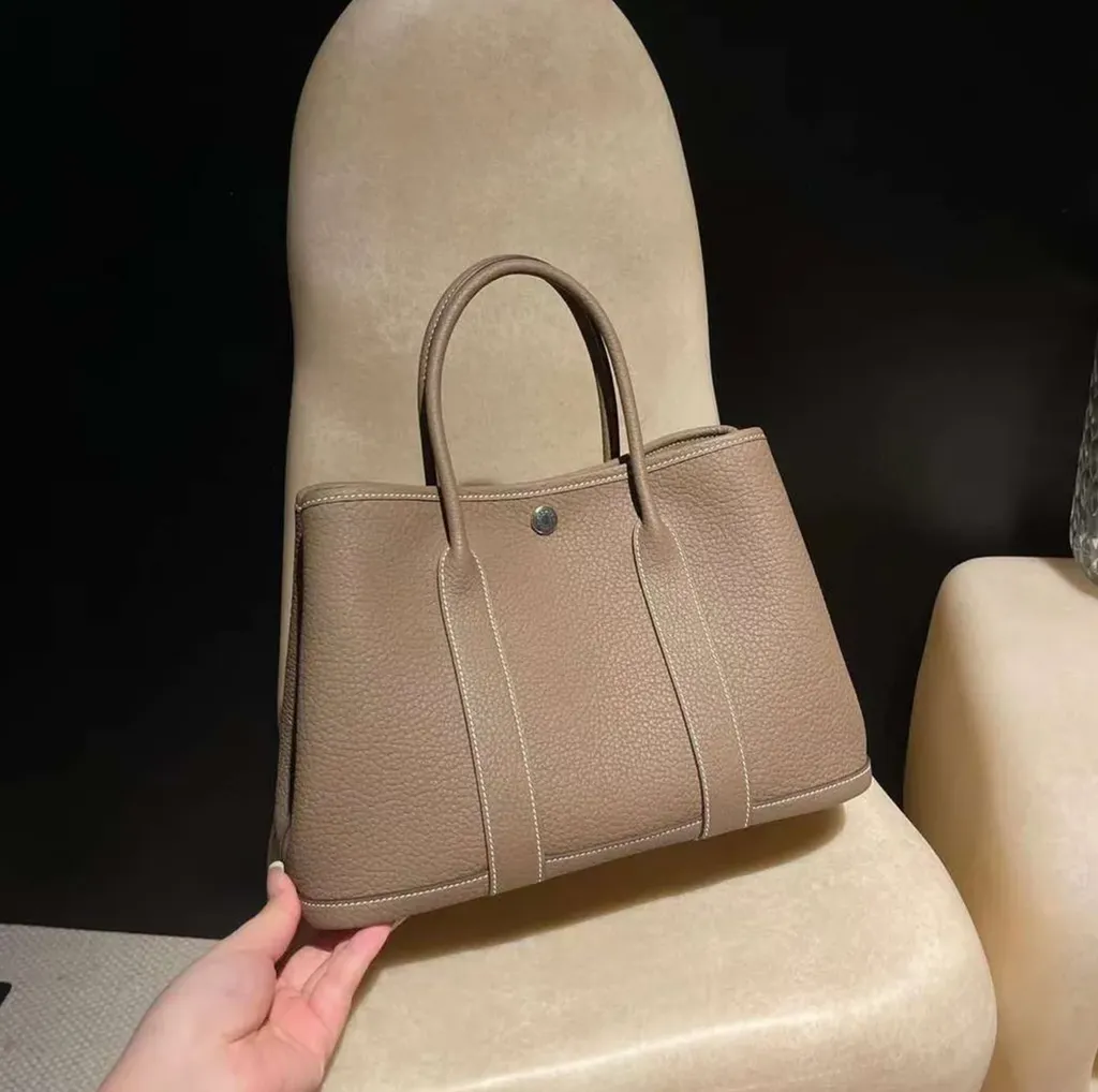 HERMES GARDEN PARTY NEGONDA皮 18大象灰 花園包  下午4.19.49