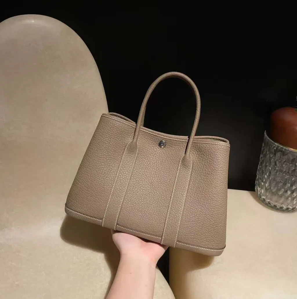 HERMES GARDEN PARTY NEGONDA皮 18大象灰 花園包  下午4.19.54