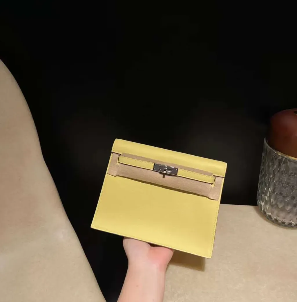 HERMES KELLY DANSE  EVERCOLOR皮 1Z小雞黃 銀扣 跳舞包  下午2.00.25