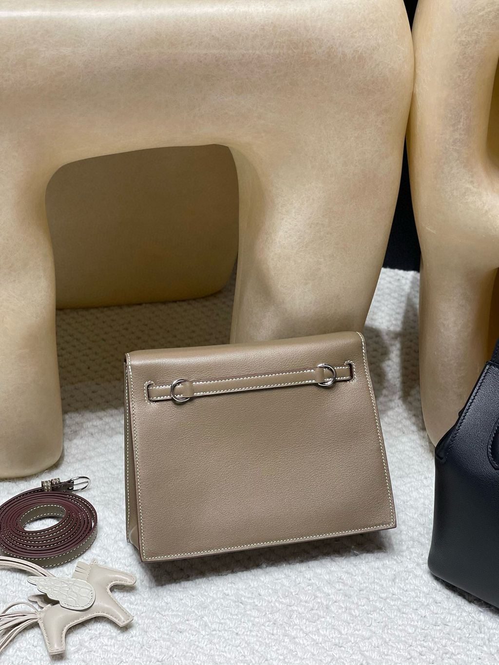 HERMES KELLY DANSE SWIFT皮 18大象灰色 銀扣 跳舞包 770