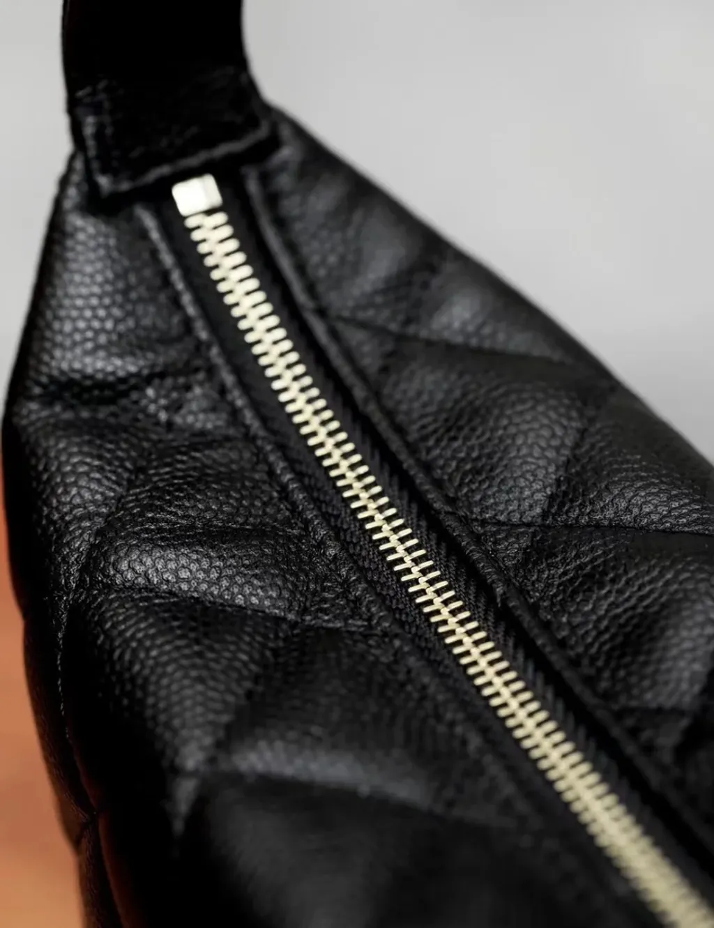 CHANEL 25C HOBO 魚子醬飯盒包 多色4