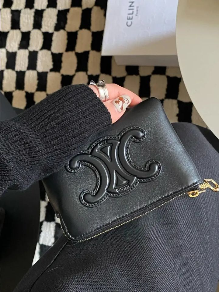 CELINE 平滑小牛皮零錢卡包 黑