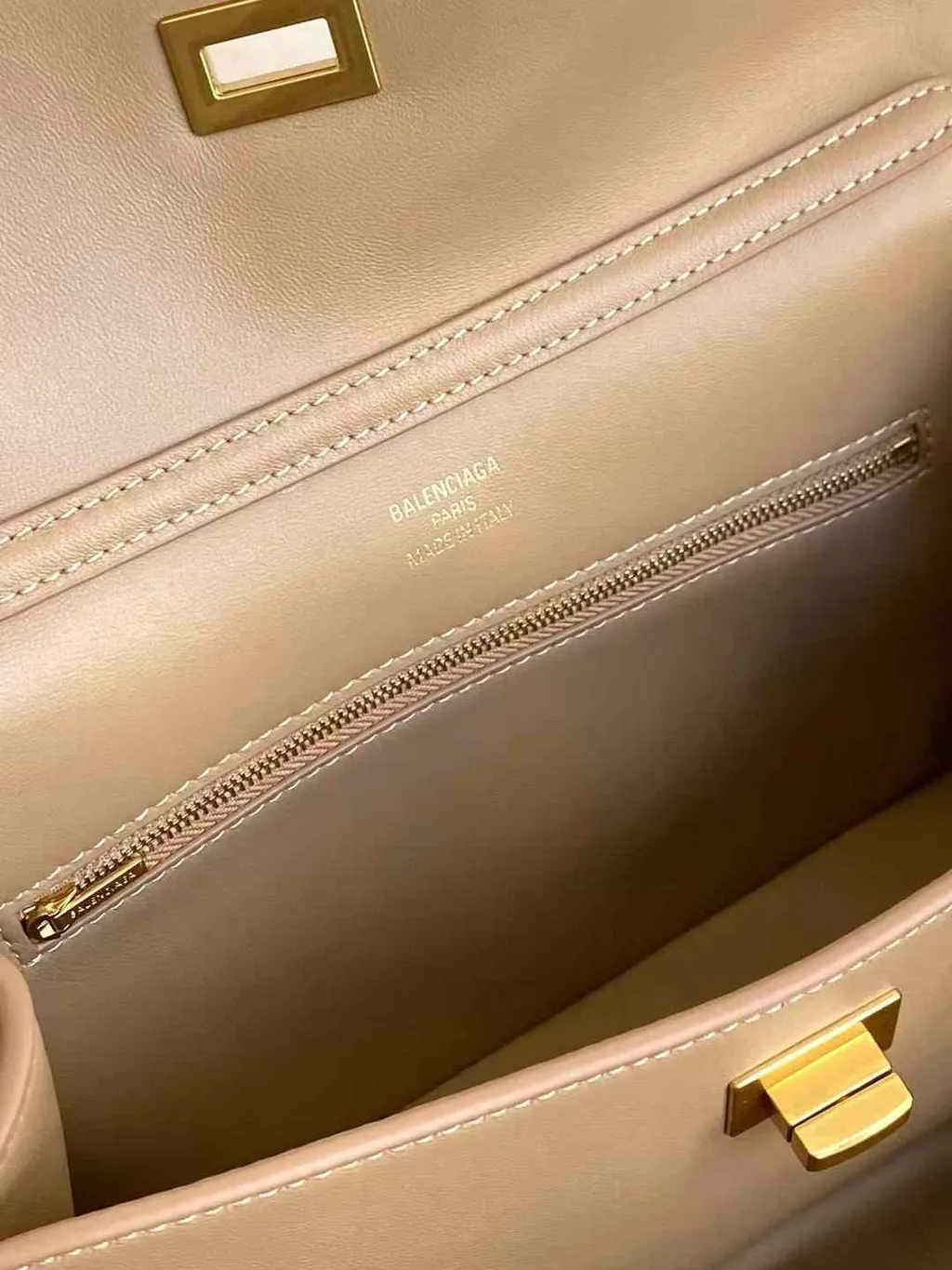 BALENCIAGA RODEO 麂皮肩背包 奶茶 三個尺寸17.33.29 1
