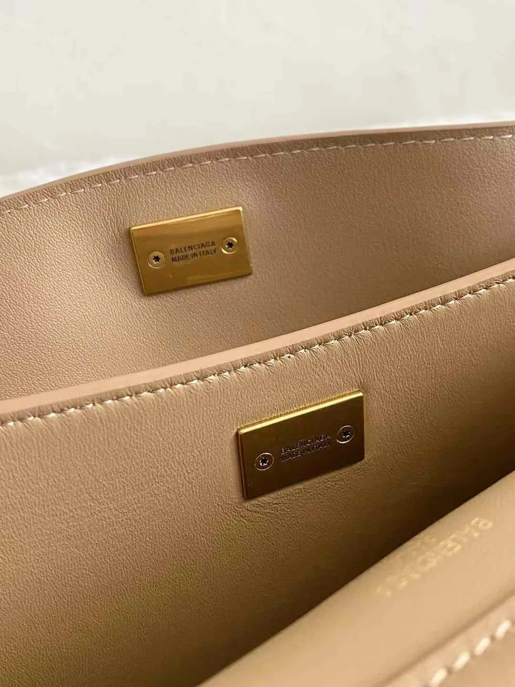 BALENCIAGA RODEO 麂皮肩背包 奶茶 三個尺寸17.33.30