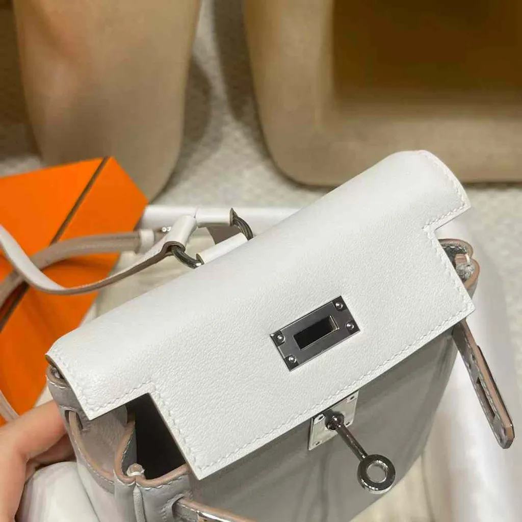 HERMES KELLY JUMP SWIFT皮 M4奶灰色 銀扣 後背包 10.16.27