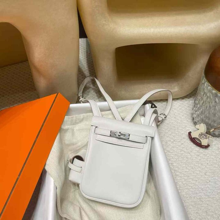 HERMES KELLY JUMP SWIFT皮 M4奶灰色 銀扣 後背包 10.16.21