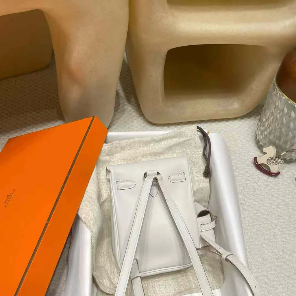 HERMES KELLY JUMP SWIFT皮 M4奶灰色 銀扣 後背包 10.16.27 1