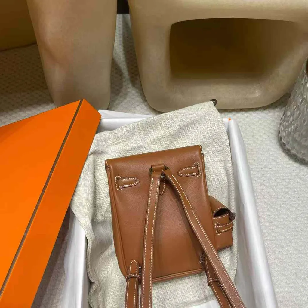 HERMES KELLY JUMP SWIFT皮 37金棕色 銀扣 後背包 10.29.24