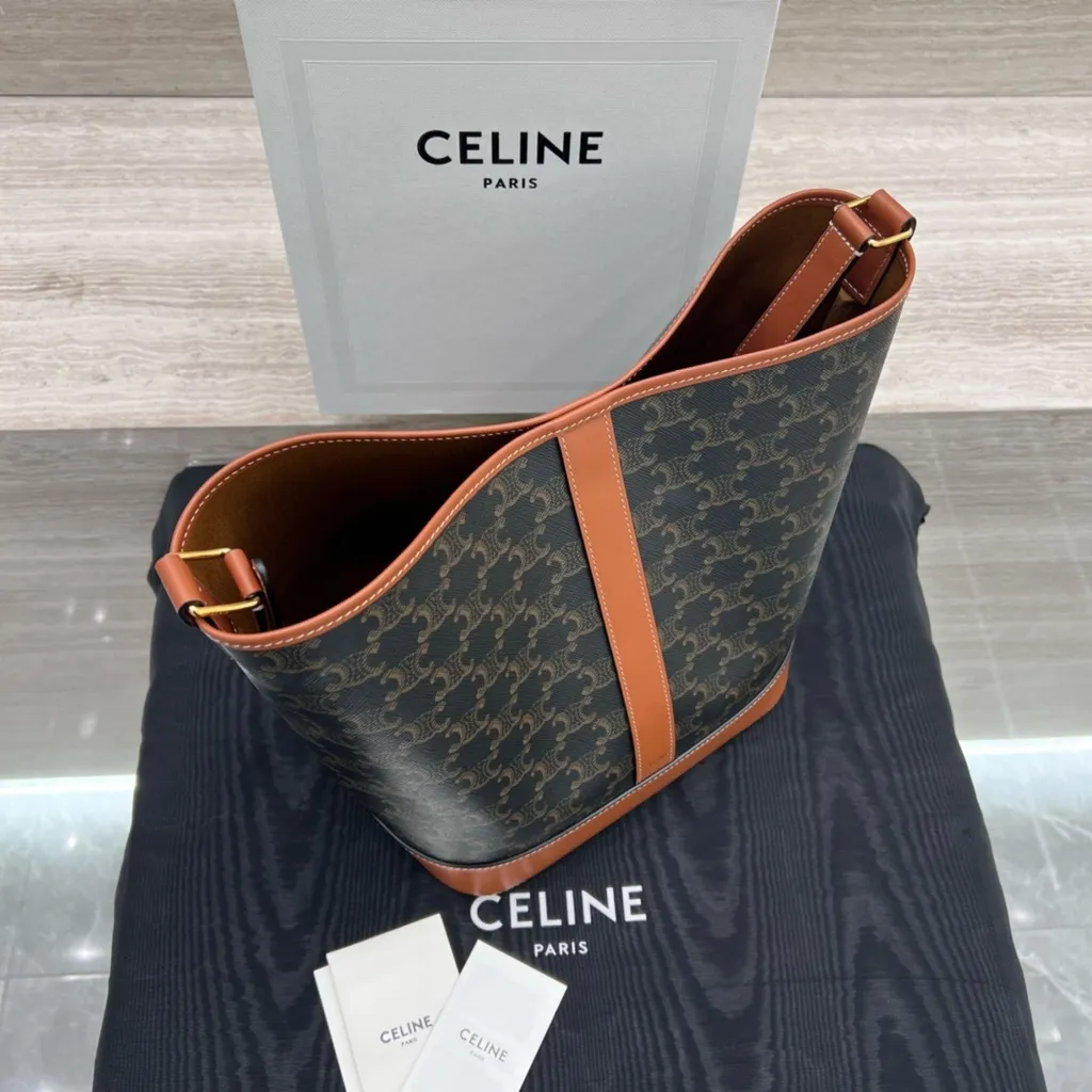 CELINE TRIOMPHE 水桶包 老花款 ㄓ