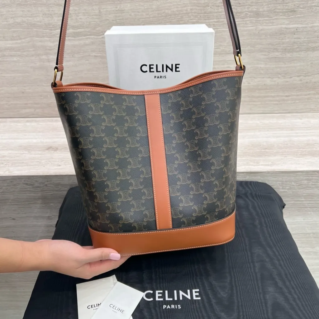 CELINE TRIOMPHE 水桶包 老花款 ㄅ