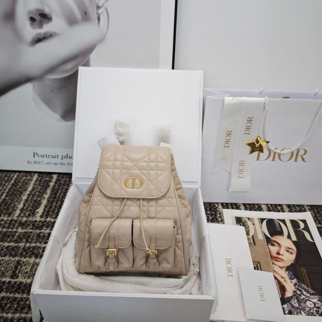 DIOR CARO 籐格紋羊皮後背包 杏色1035