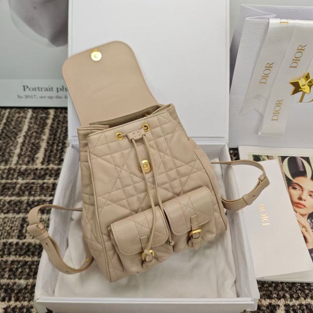 DIOR CARO 籐格紋羊皮後背包 杏色1036