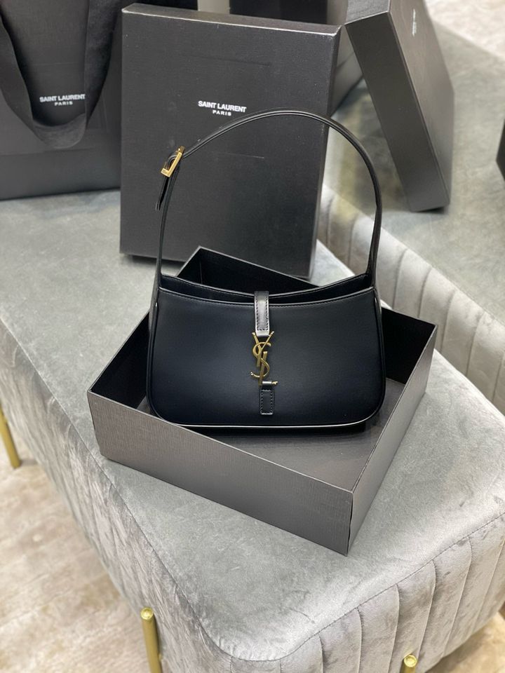 YSL LE 5A7 滑面皮革腋下包 黑色1173