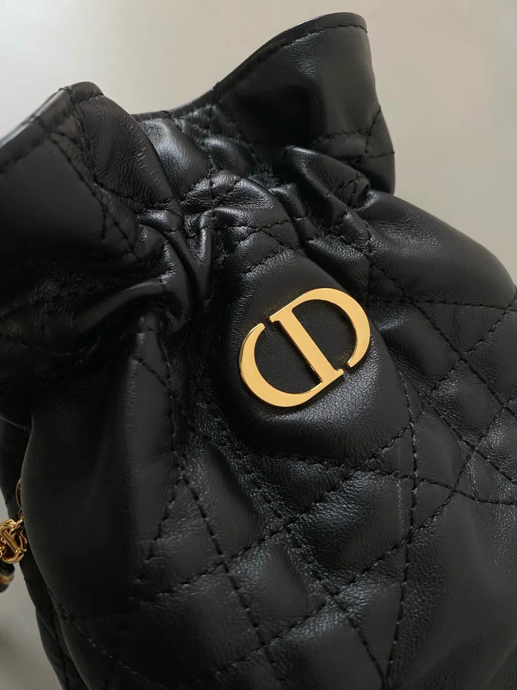 DIOR 30 MONTAIGNE 抽繩迷你水桶包 全皮黑1261
