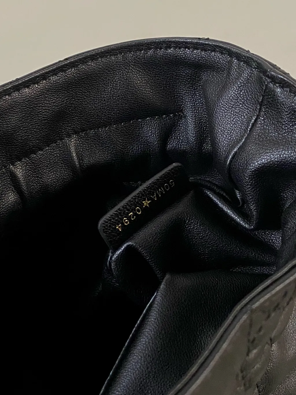 DIOR 30 MONTAIGNE 抽繩迷你水桶包 全皮黑1265