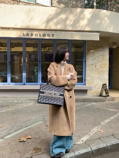 Dior肩带tote｜是我喜欢的松弛感_3_Dior skp Moon_来自小红书网页版
