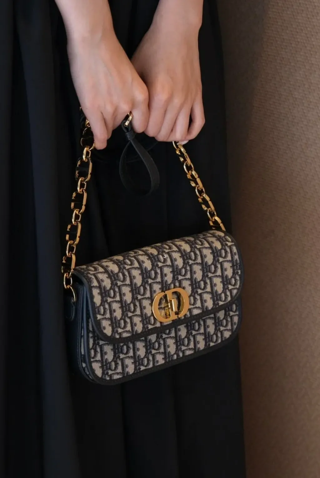 DIOR 30 MONTAIGNE AVENUE 蒙田包 老花藍IMG_0750