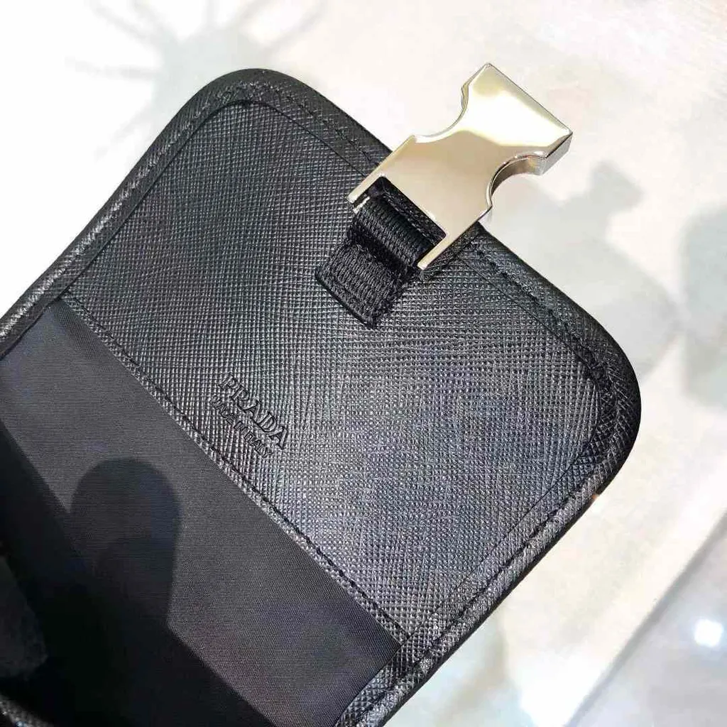 PRADA 手機包 2ZH1094