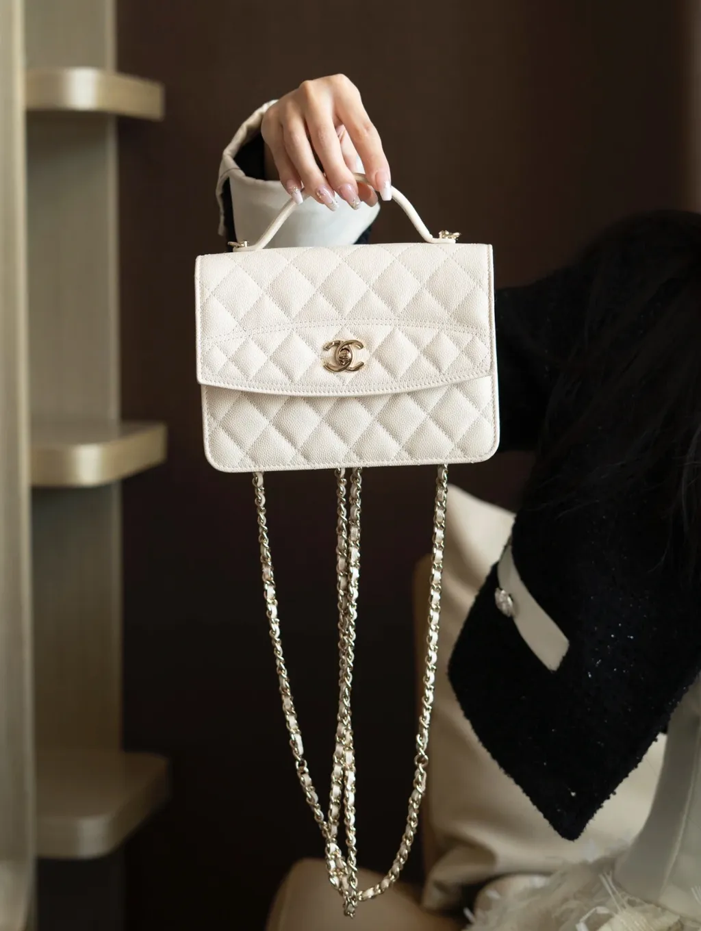 CHANEL 25C MINI 魚子醬小書包 奶白1