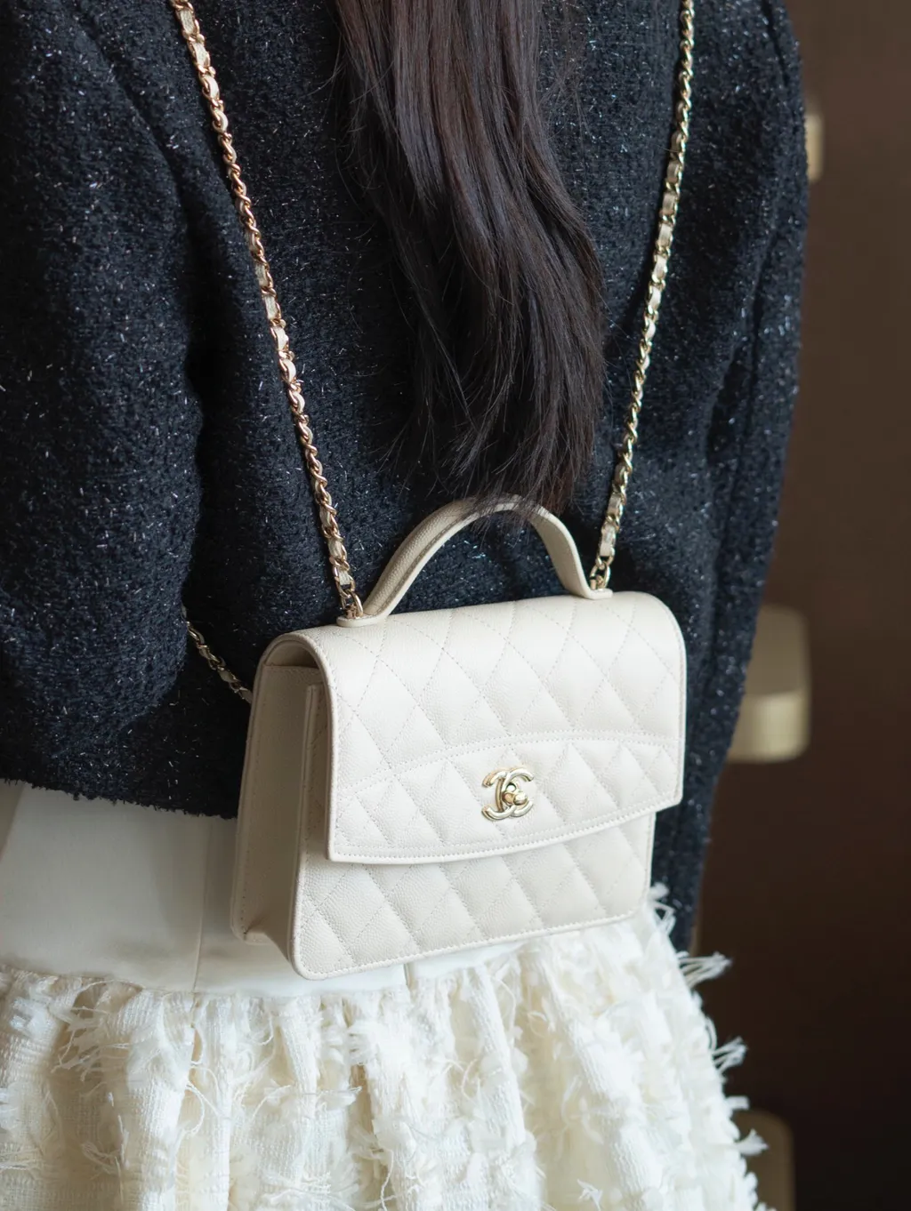 CHANEL 25C MINI 魚子醬小書包 奶白7