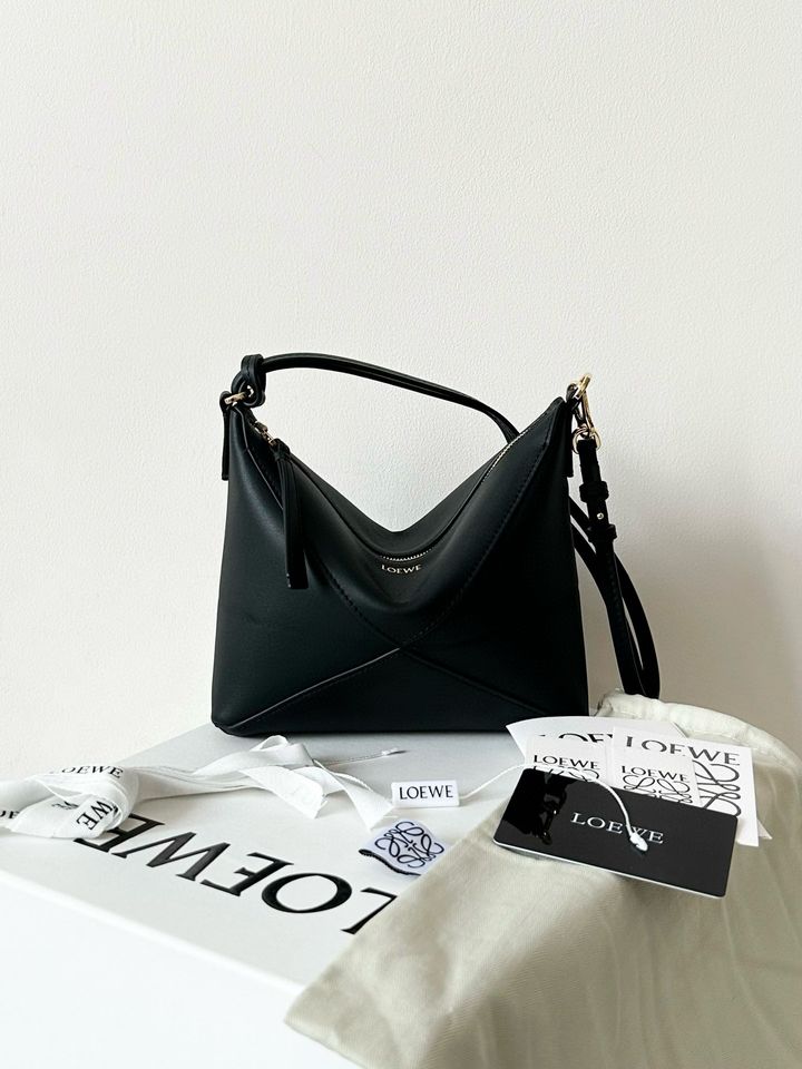 LOEWE PUZZLE FOLD POUCH 手袋 黑色1966