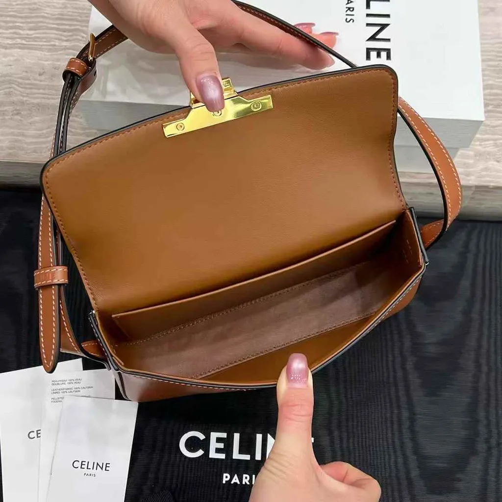 CELINE CLAUDE 天然牛皮革肩背包 棕色  🍓 2025-01-01 17.17.14