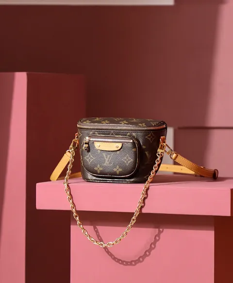 LV MINI BUMBAG 腰包 M823351.57.16