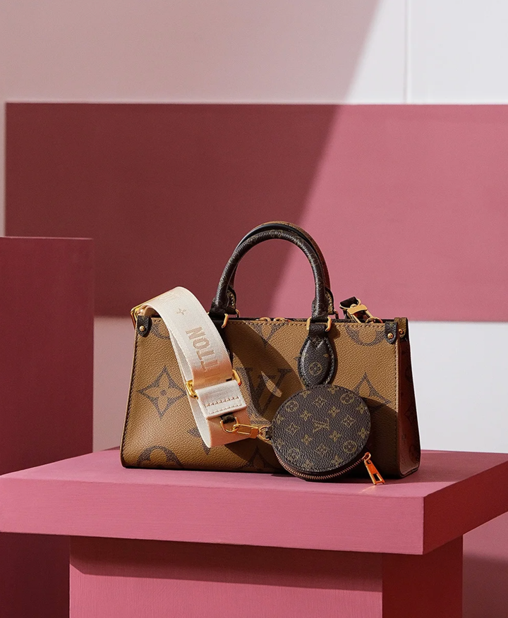 LV ONTHEGO EAST WEST 橫版托特包 M466532.04.50