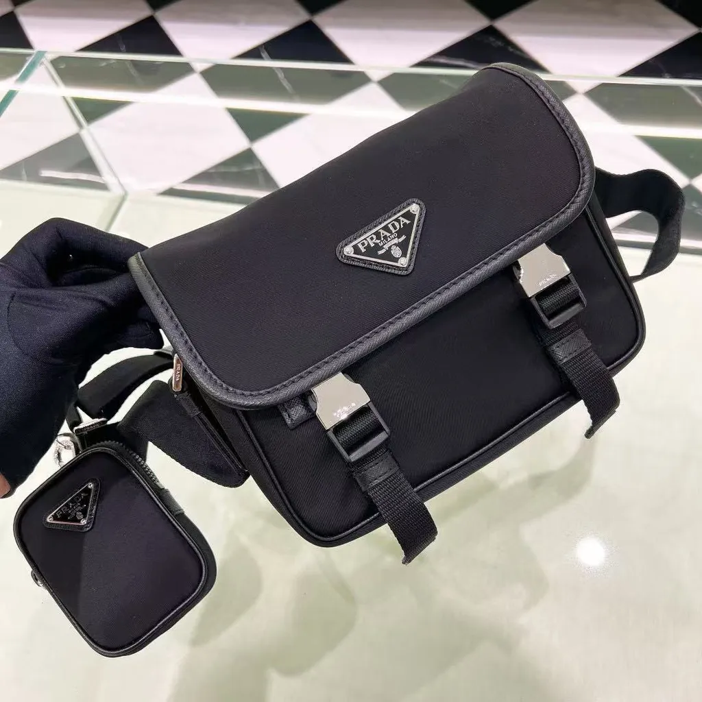 PRADA RE-NYLON & SAFFIANO 三合一郵差包 586