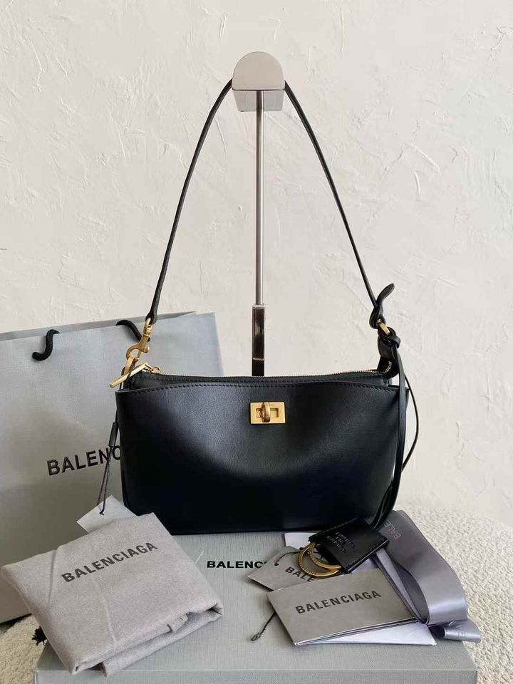 BALENCIAGA RODEO 腋下包1