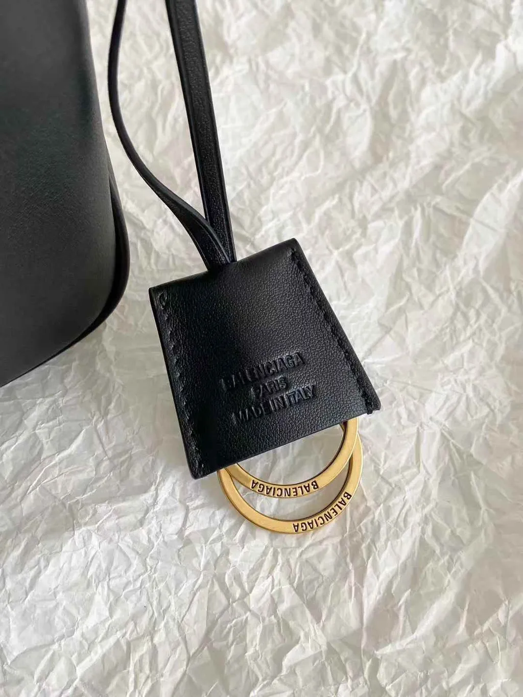 BALENCIAGA RODEO 腋下包9