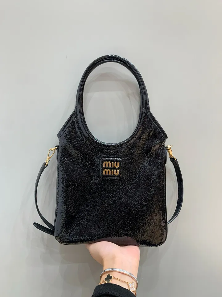 MIU MIU MINI IVY 油蠟托特包 黑色2840