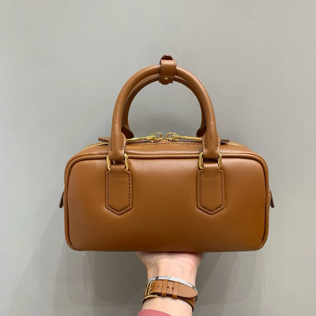 MIU MIU ARCADIE 保齡球包 棕色 小號3109