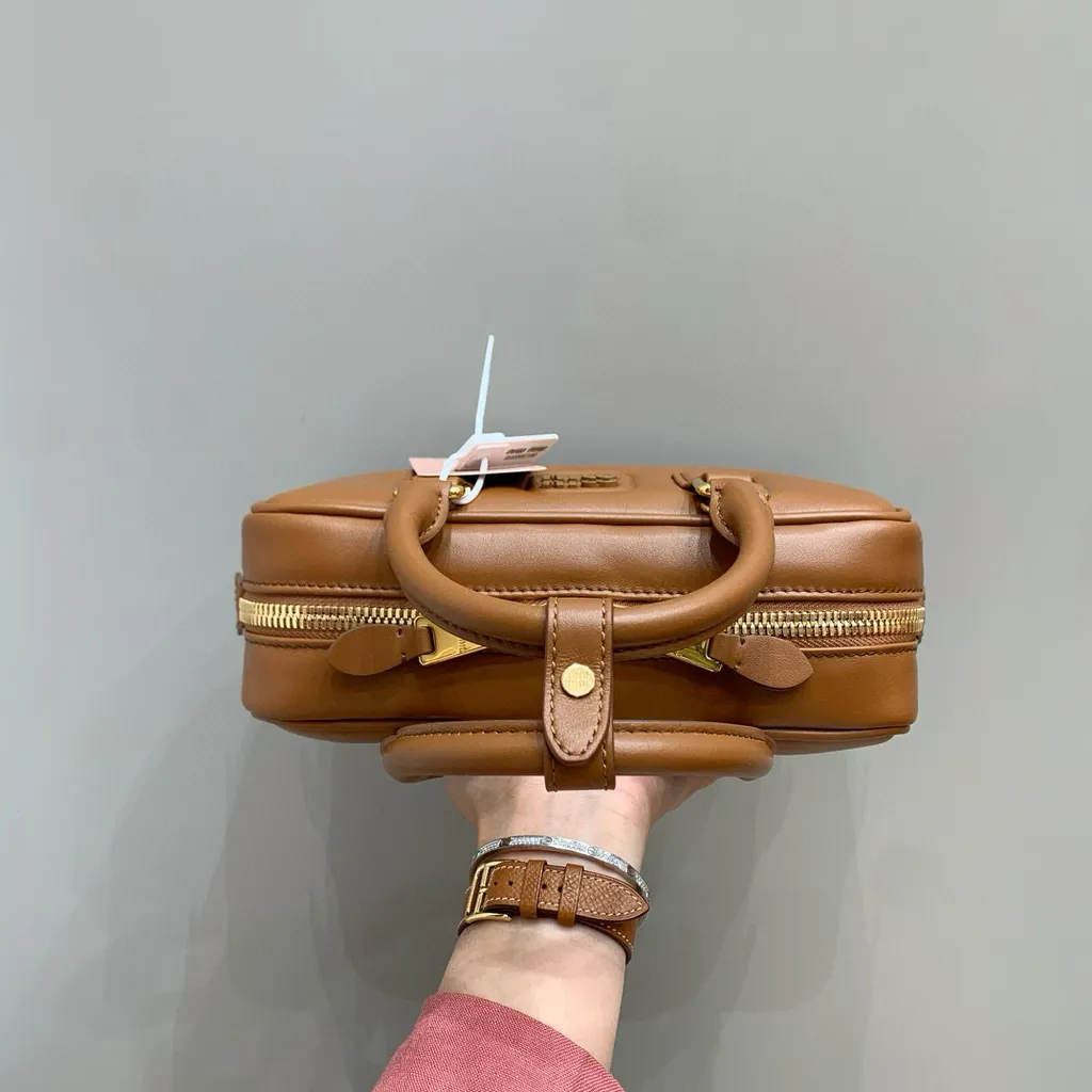 MIU MIU ARCADIE 保齡球包 棕色 小號3110
