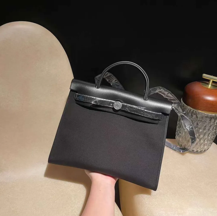 HERMES HERBAG 31 外縫帆布拼牛皮 89黑色 銀扣  下午1.11.49