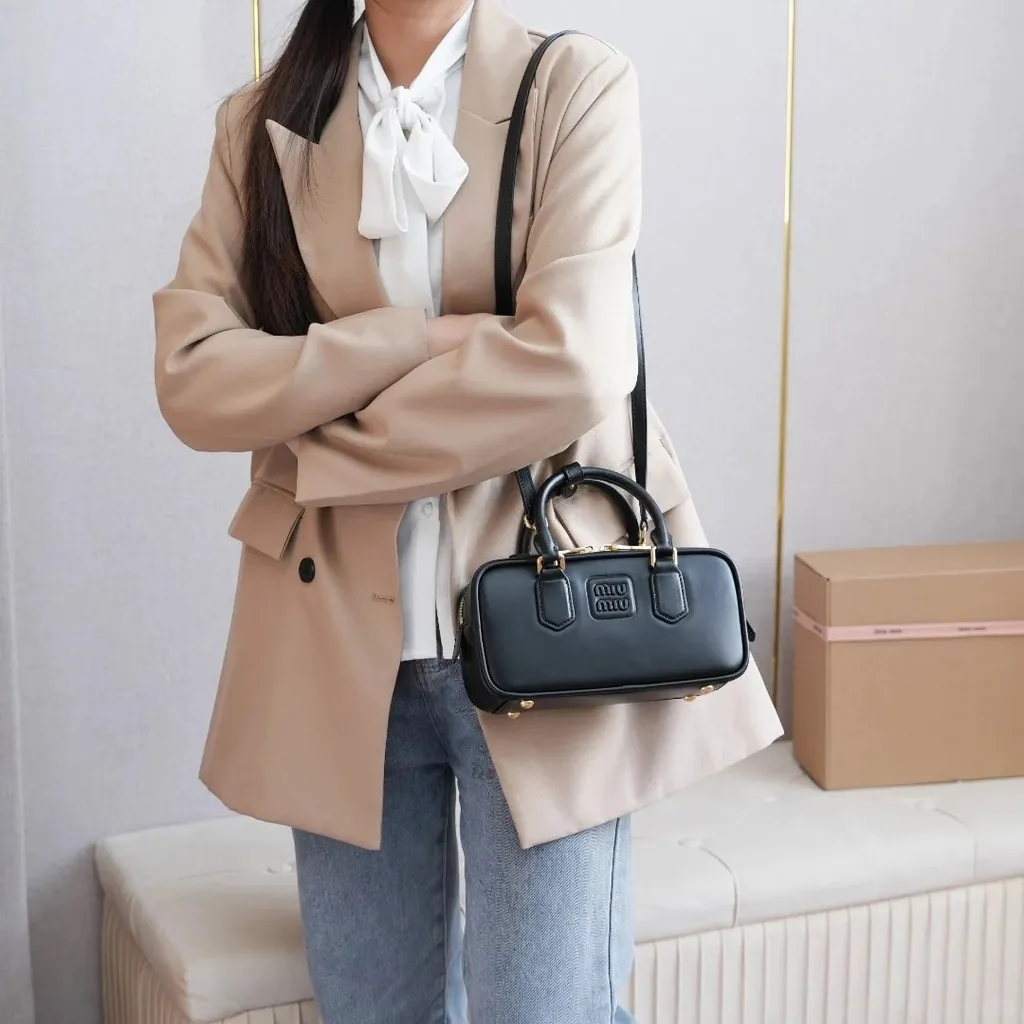 终于找到超级好看秋冬搭配的包包👜👜_17_👜👜什么都有_来自小红书网页版