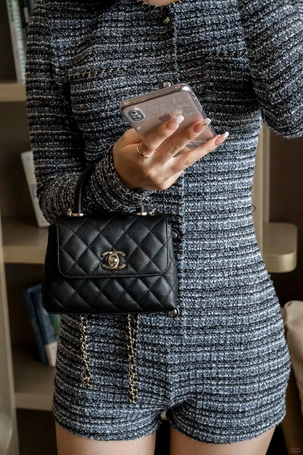 CHANEL 24K COCO HANDLE 經典手柄 魚子醬牛皮口蓋包 黑色 24KMINI:經典MINI4