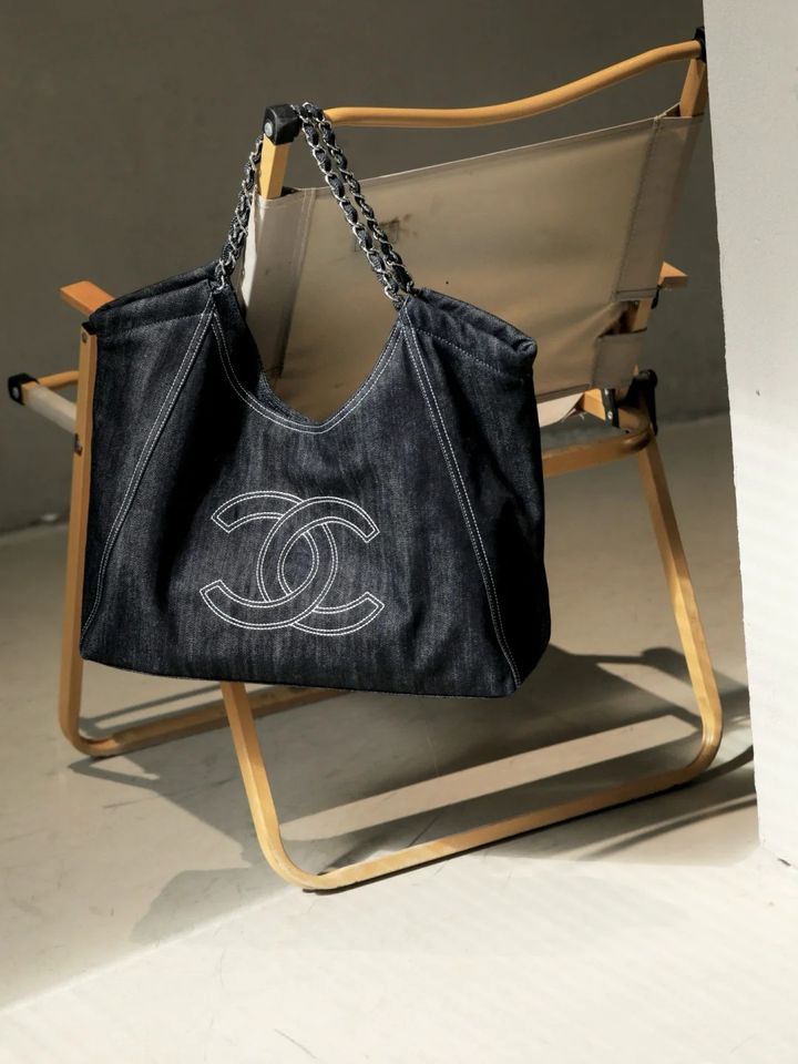 CHANEL VINTAGE 牛仔托特包9