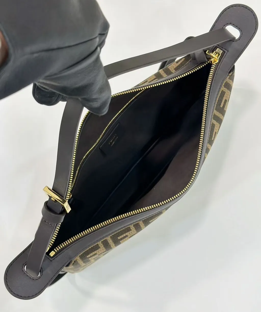 FENDI SIMPLY 手袋 老花款3928