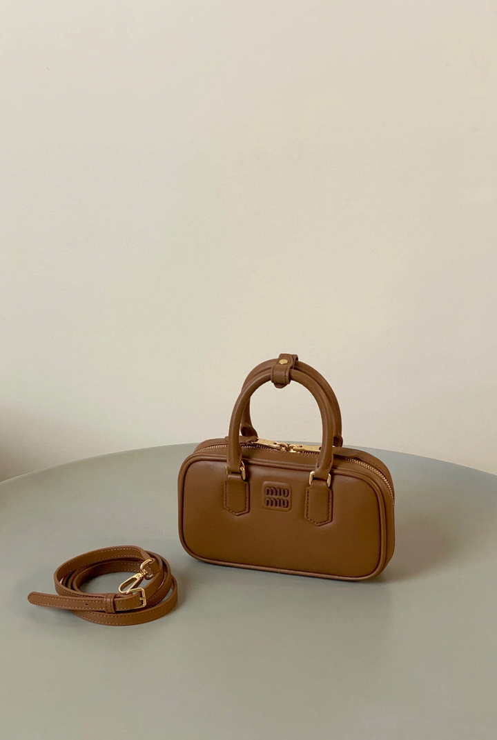 MIU MIU ARCADIE 保齡球包 棕色 MINI2