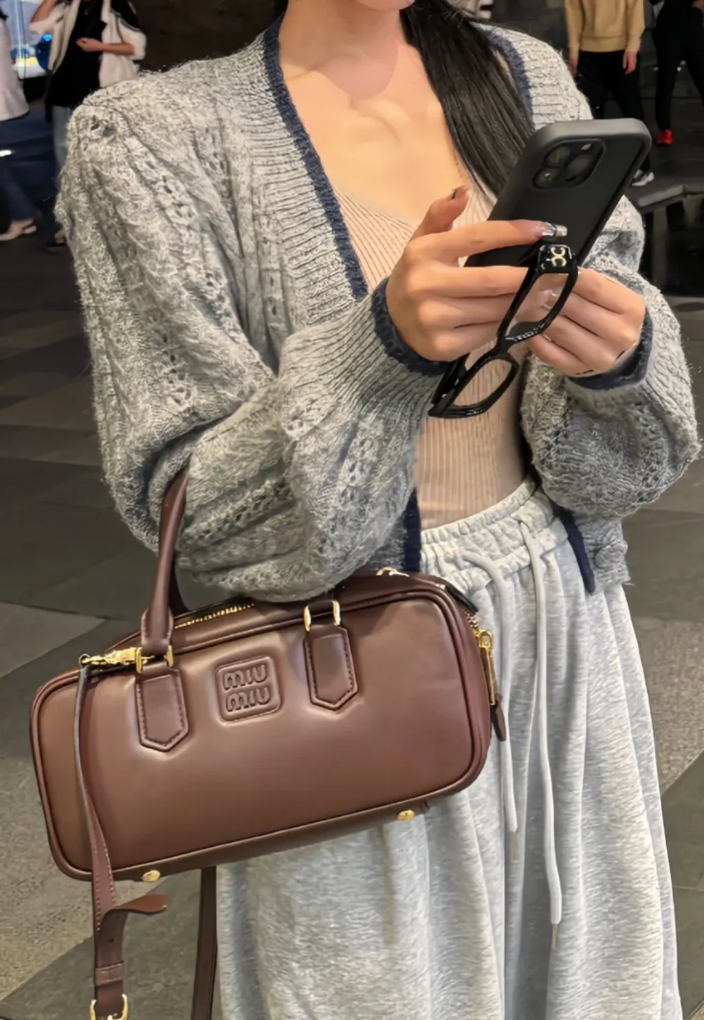 MIU MIU ARCADIE 保齡球包 石楠木色 中號4