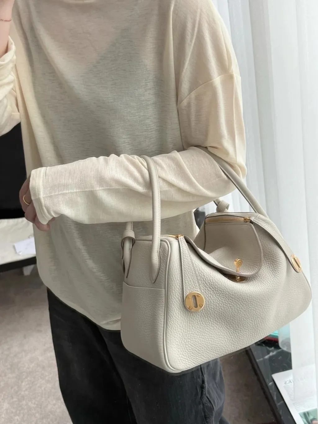 爱马仕lindy26 冰川白金扣 上身超好看😍_2_重生之我在凌奢卖包包👜_来自小红书网页版