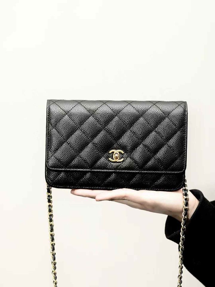 CHANEL 25C WOC 新款 旋轉扣鏈條側背包 金扣9