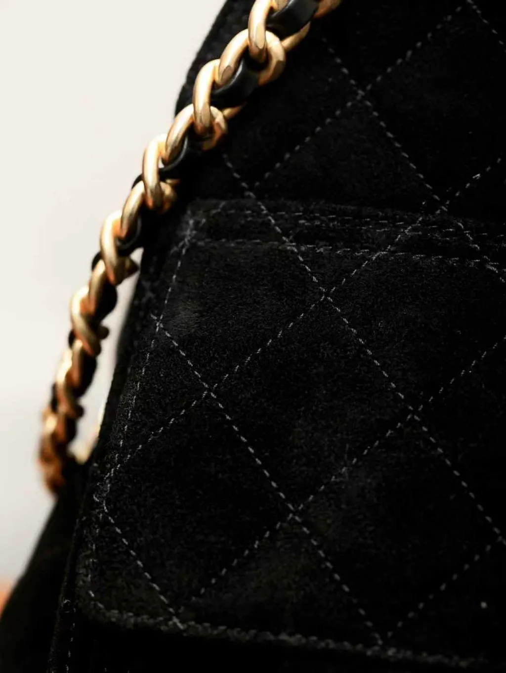 CHANEL 25C HOBO 麂皮灰色7
