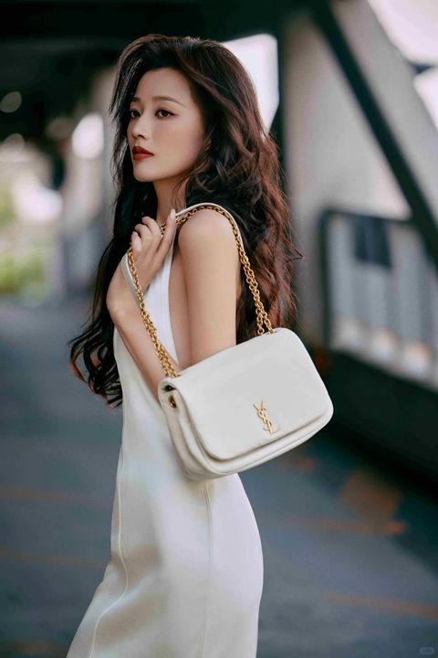 圣罗兰白色小号Jamie_1_小邦妮_来自小红书网页版