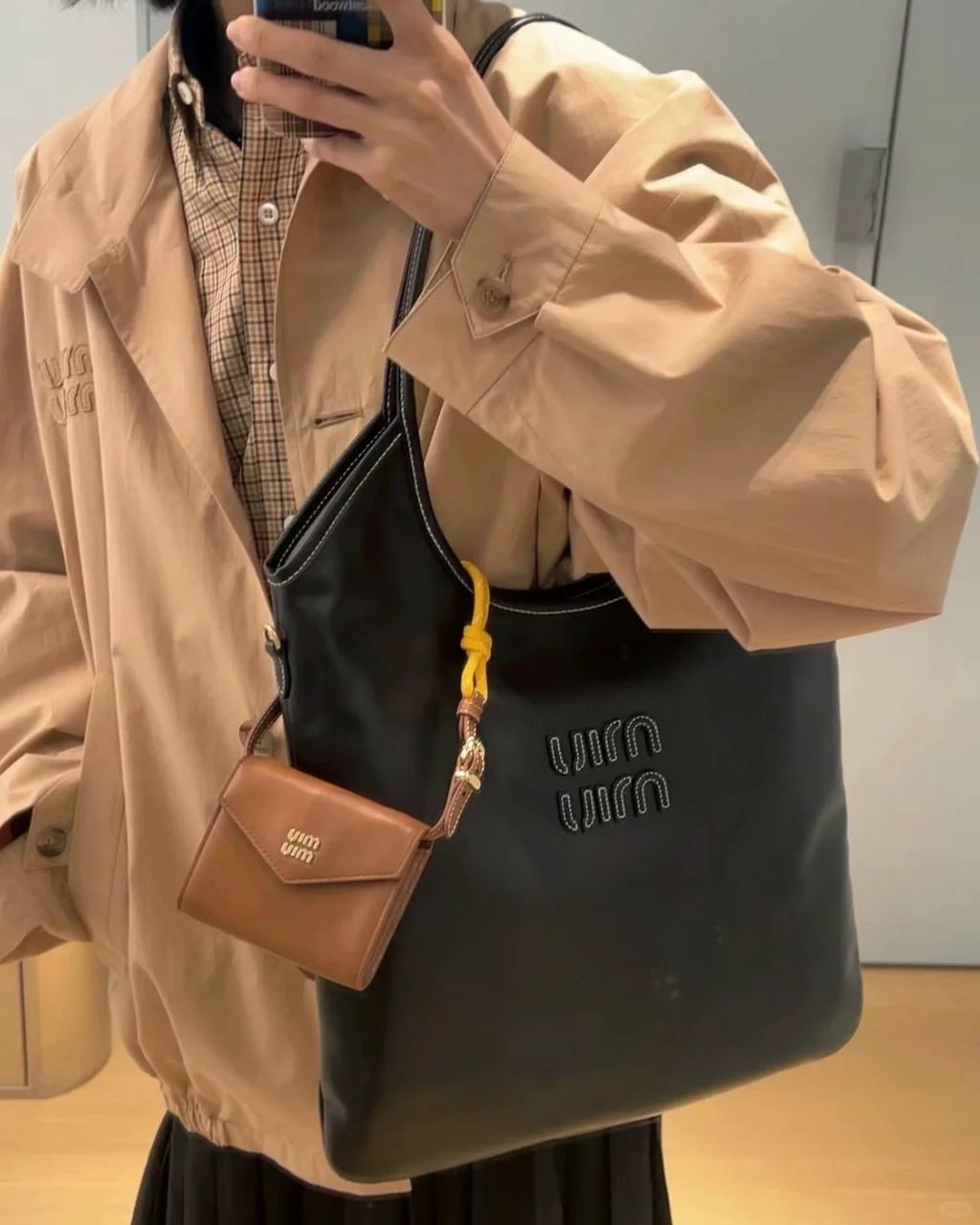 张元英同款黑色IVY补货啦_2_MIUMIU_Kimberley墨尔本_来自小红书网页版