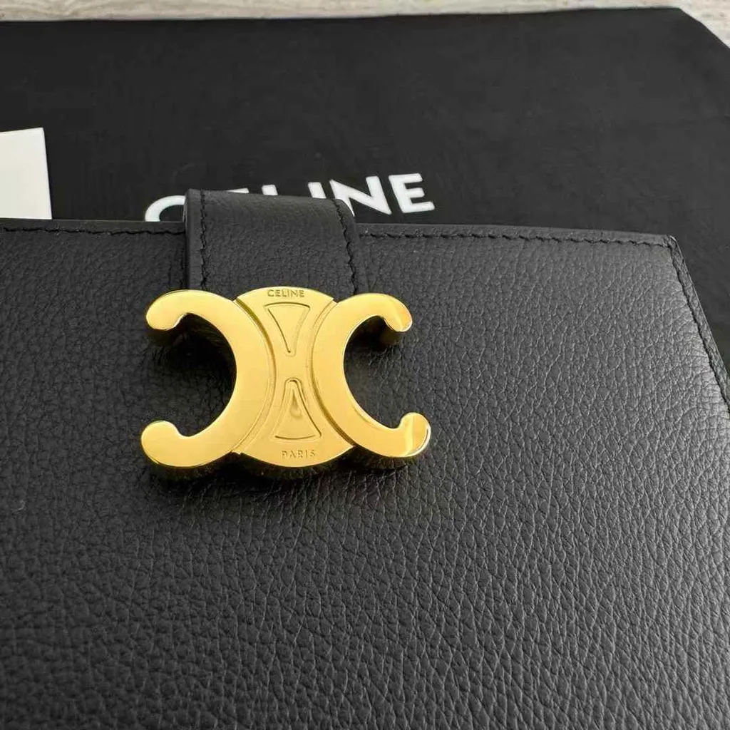 CELINE8
