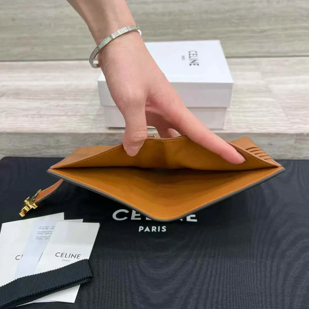 CELINE VICTOIRE 軟牛皮中夾 棕色5