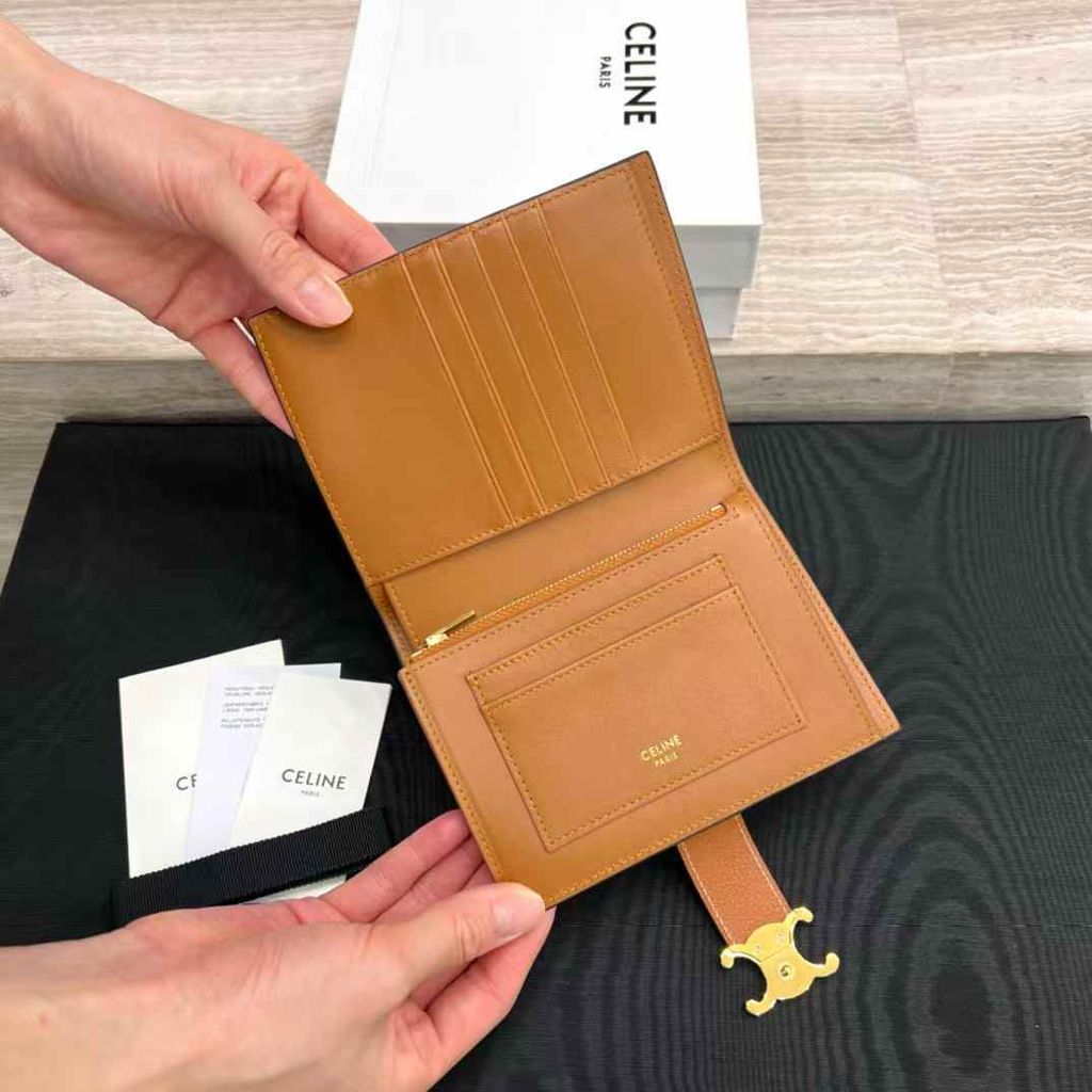 CELINE VICTOIRE 軟牛皮中夾 棕色9