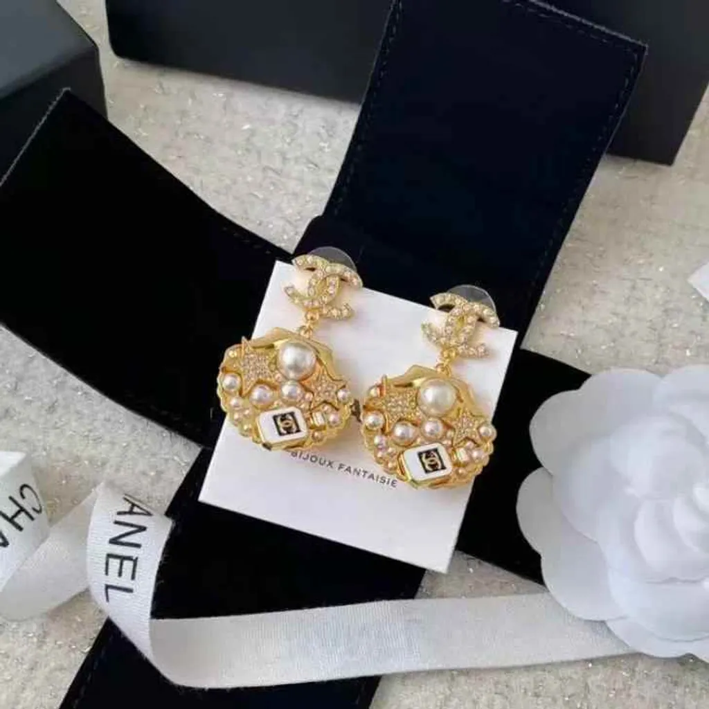 CHANEL 25C 雙C滿鑽金色貝殼耳環6